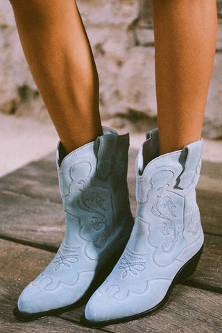 stolen-heart-short-boot